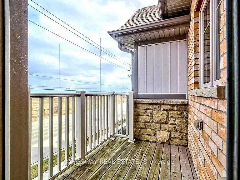 7 Lakelawn Rd #5 — Photo 9