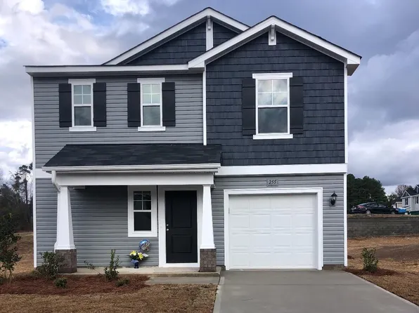 255 Fire Lane, Vass, NC 28394
