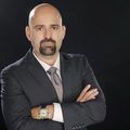 Mario R Mendez