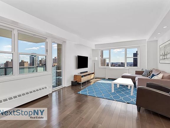 2nd image of 250 E 87th St APT 25G