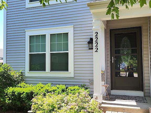 2nd image of 2222 N Cheswick Ct