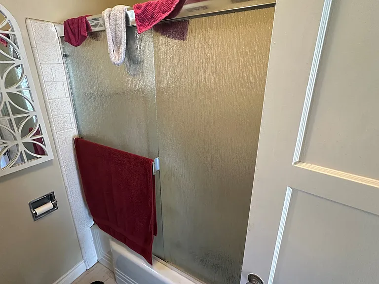 Tub / Shower