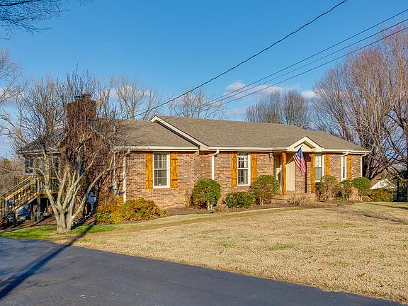 Re-sealed driveway 2017