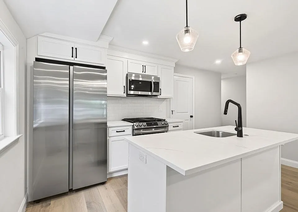 57 Nottinghill Rd #2