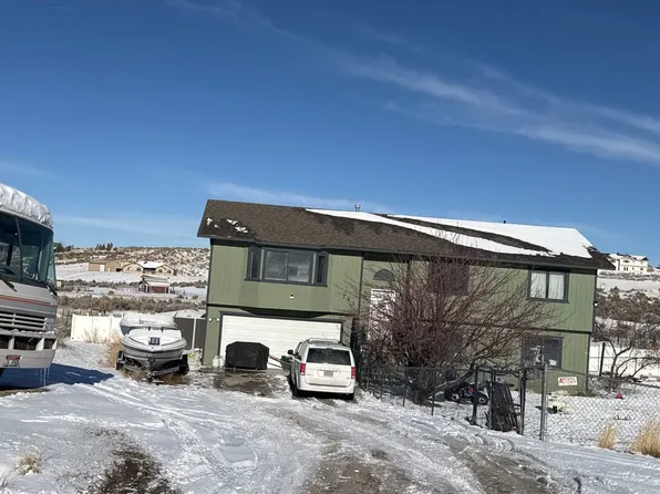 743 Bronco Dr, Spring Creek, NV 89815