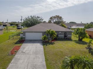 3819 SW 11th Pl, Cape Coral, FL 33914