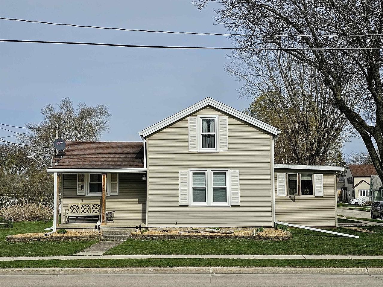 129 North Watertown STREET, Waupun, WI 53963 Zillow