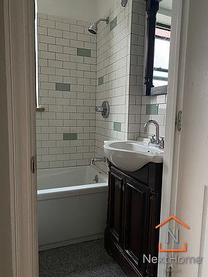 5th image of 25-50 45th St #1R