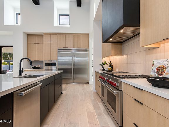 3rd image of 11608 N 65th Street