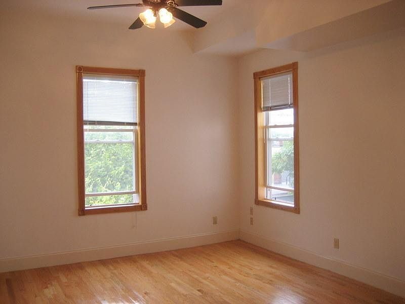 2nd image of 183 Columbia St #2E