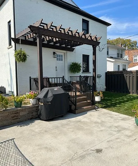 1306 Virginia Ave — Photo 4