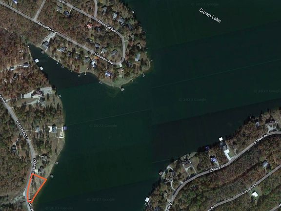 2nd image of 529 & 531 E Tri Lakes Dr