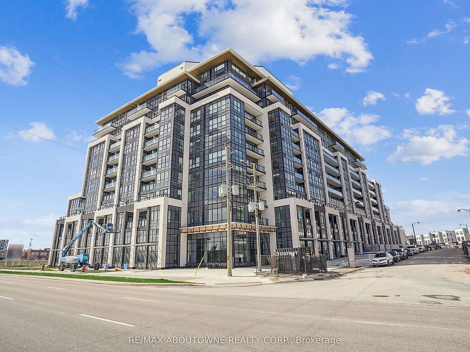 1st image of 405 Dundas St W #707