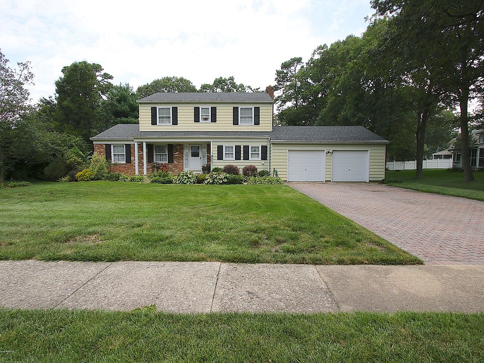 1st image of 892 Westminster Dr