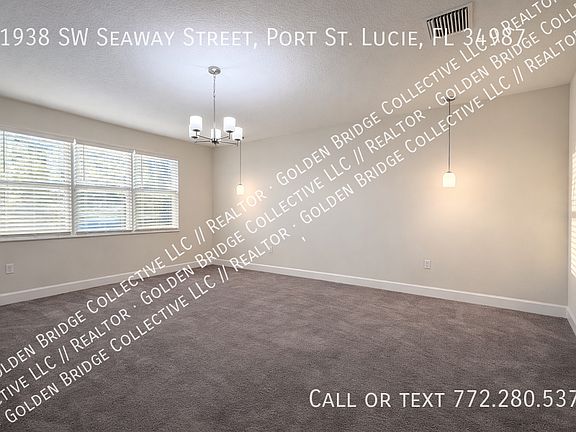 2nd image of 11938 SW Seaway St