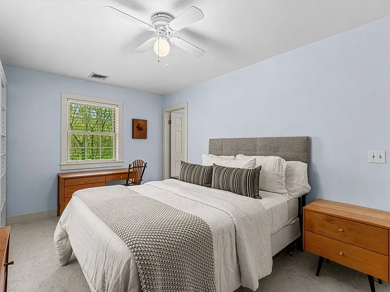 1280 Town Line Rd — Photo 24