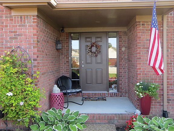 4th image of 36688 Crimson Ln