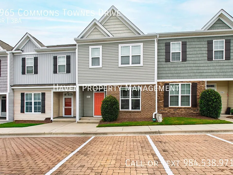 8965 Commons Townes Dr
