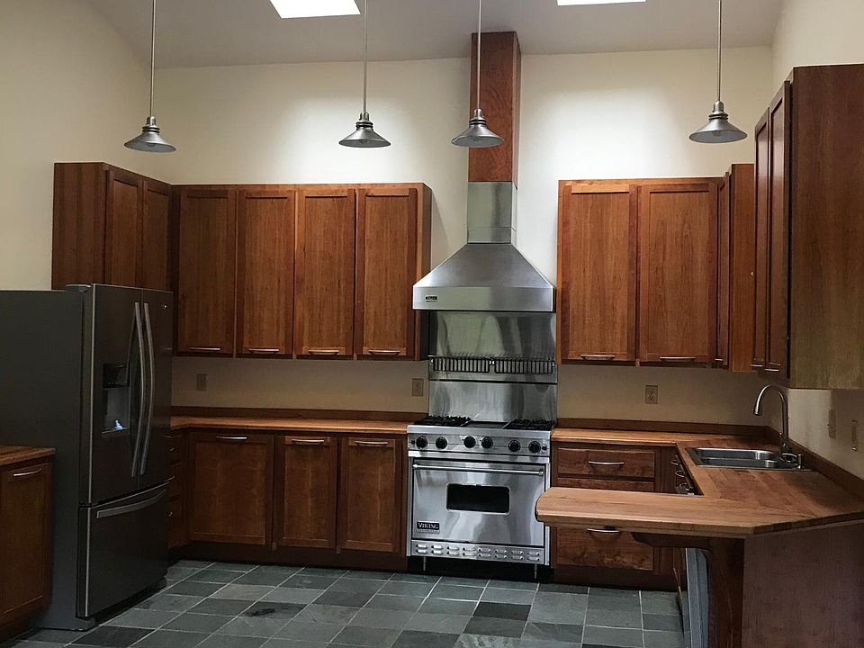 1st image of 3415 36th Ave NW