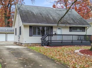 1736 Westwood Dr NW, Warren, OH 44485