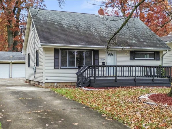 1736 Westwood Dr NW, Warren, OH 44485