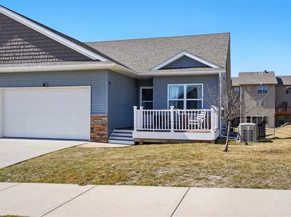 623 Croell Ave, Tiffin, IA 52340