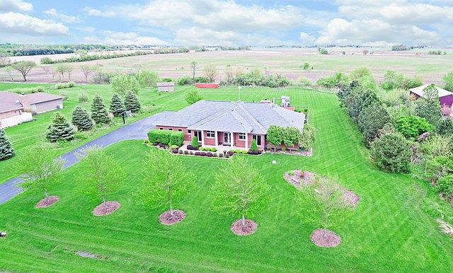 1st image of 27447 S Wildwood Dr
