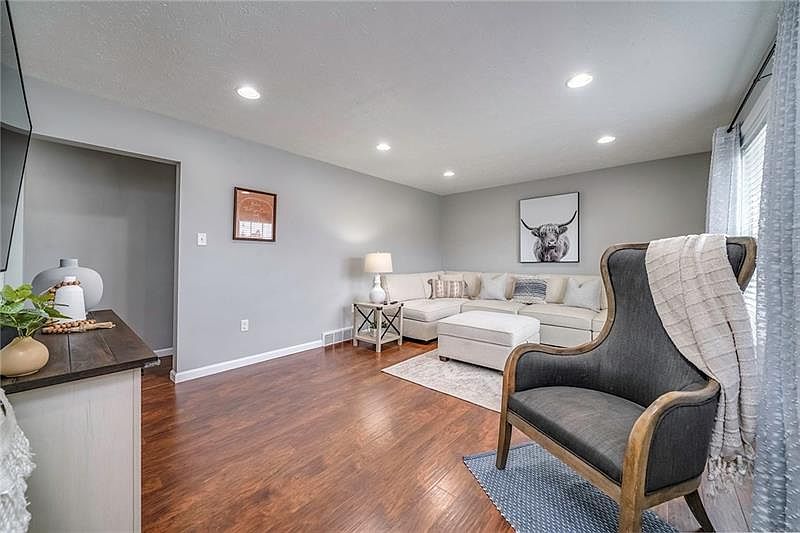 5151 McIntosh Dr, Aliquippa, PA 15001 Zillow