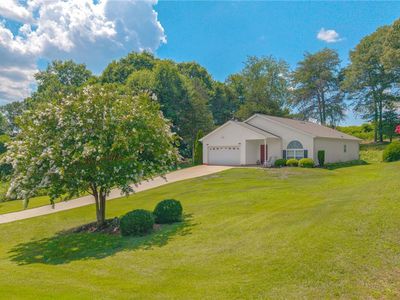 109 Golden Springs Ln, Liberty, SC, 29657