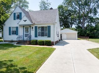5138 Nan Linn Dr, Willoughby, OH 44094