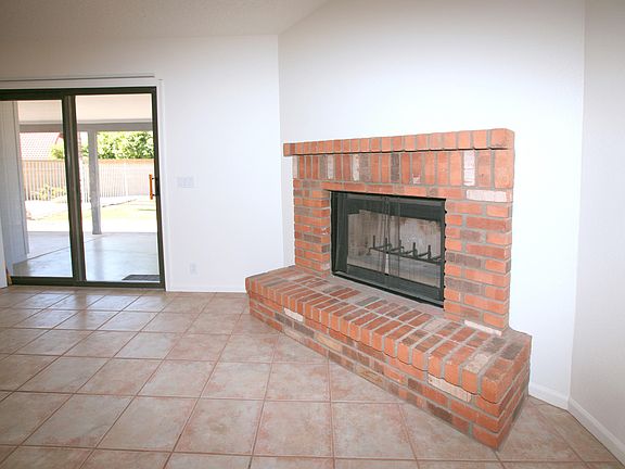 5th image of 4301 E Greenway Ln