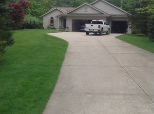 12047 Baumgartner Rd, Saint Charles, MI 48655