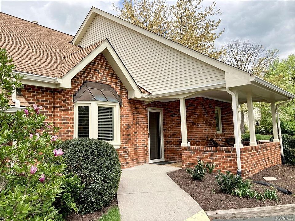 1st image of 3101 Lake Terrace Ct #90