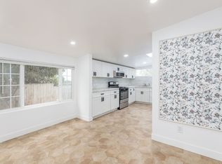 2740 Mason Way #B, Vista, CA 92084