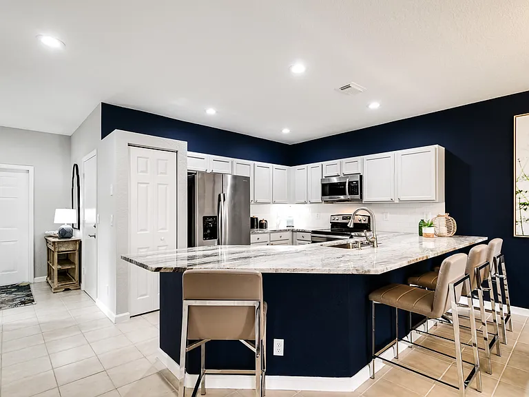 13354 Georgian Ct — Photo 9