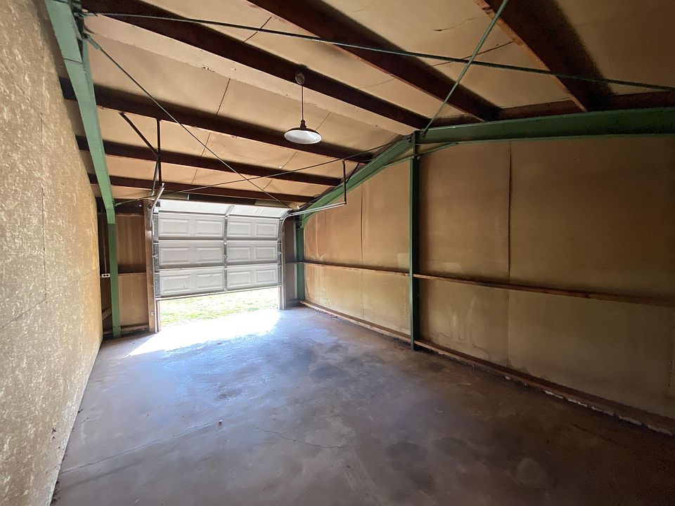 560 Carlisle Rd, Biglerville Garage 2 560 Carlisle Rd Biglerville PA Zillow