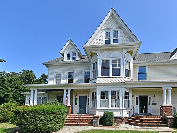 Walk two blocks to train to NYC!!