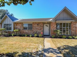 8814 Brookwulf Dr, Houston, TX 77099