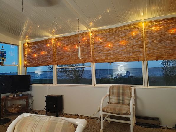 1151 S Lake Reedy Blvd