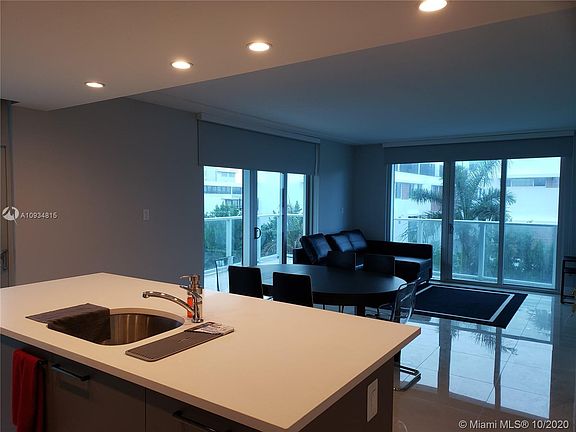 5th image of 1150 Bay Dr #301
