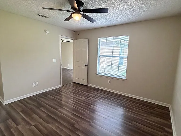 23 Talbot Ct — Photo 22