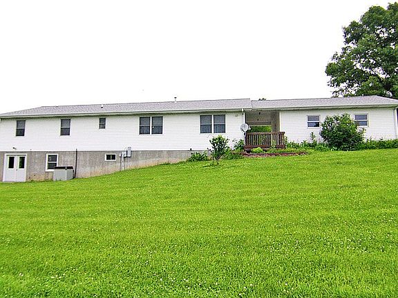 3rd image of 115 Elderberry Ln
