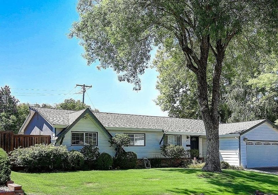1st image of 8852 Piedra Way