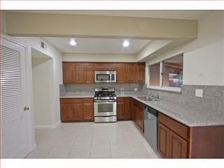 3rd image of 3208 Rocky Mountain Dr