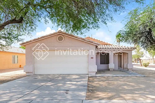 16085 W Adams St Photo 1