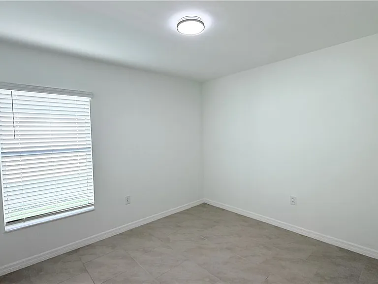 4007 San Clemente Ct — Photo 16