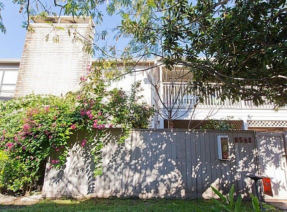 2nd image of 9543 Pagewood Ln #9543
