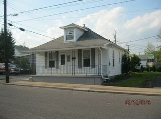 206 S Pine St, Lewistown, PA 17044