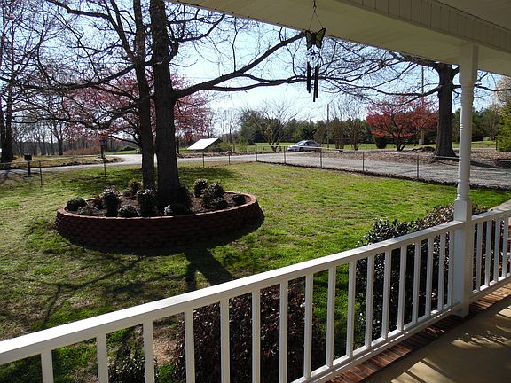 3rd image of 2581 Crystal Ct