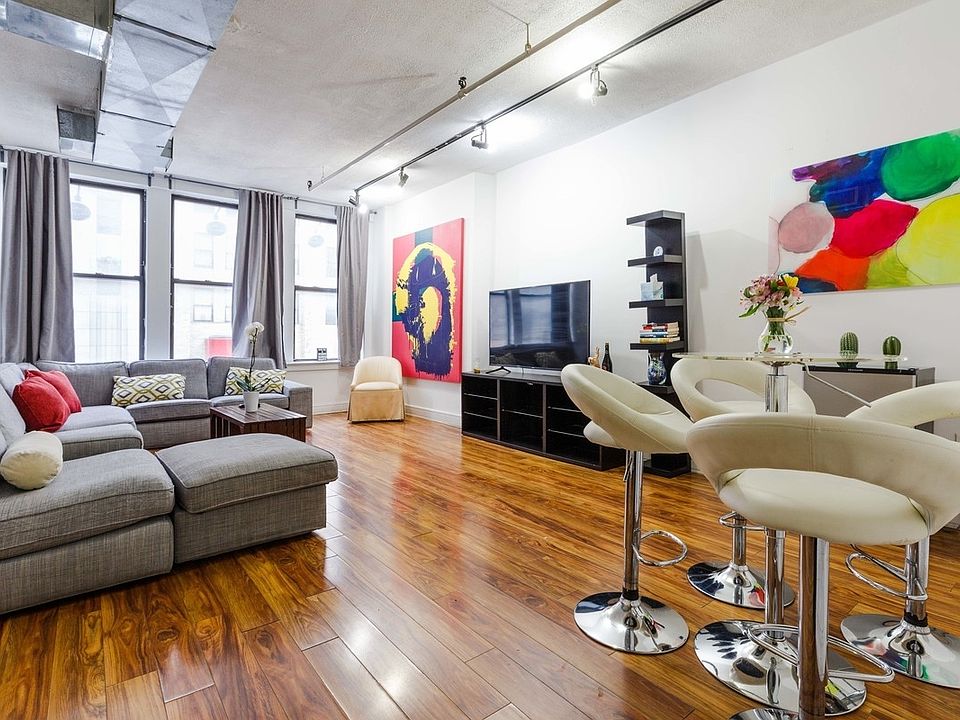 1st image of 137 W 14th St #1